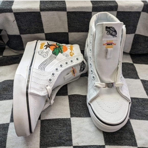 VANS  COBRA KAI SK8-HI Women 5 Miyagi Do LaRusso White canvas NWT 022025 - Picture 2 of 12
